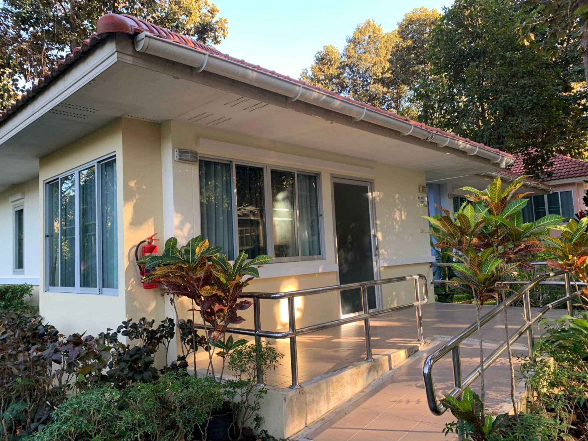 Baan Pingkan Wellness Resort San Kamphaeng Екстер'єр фото