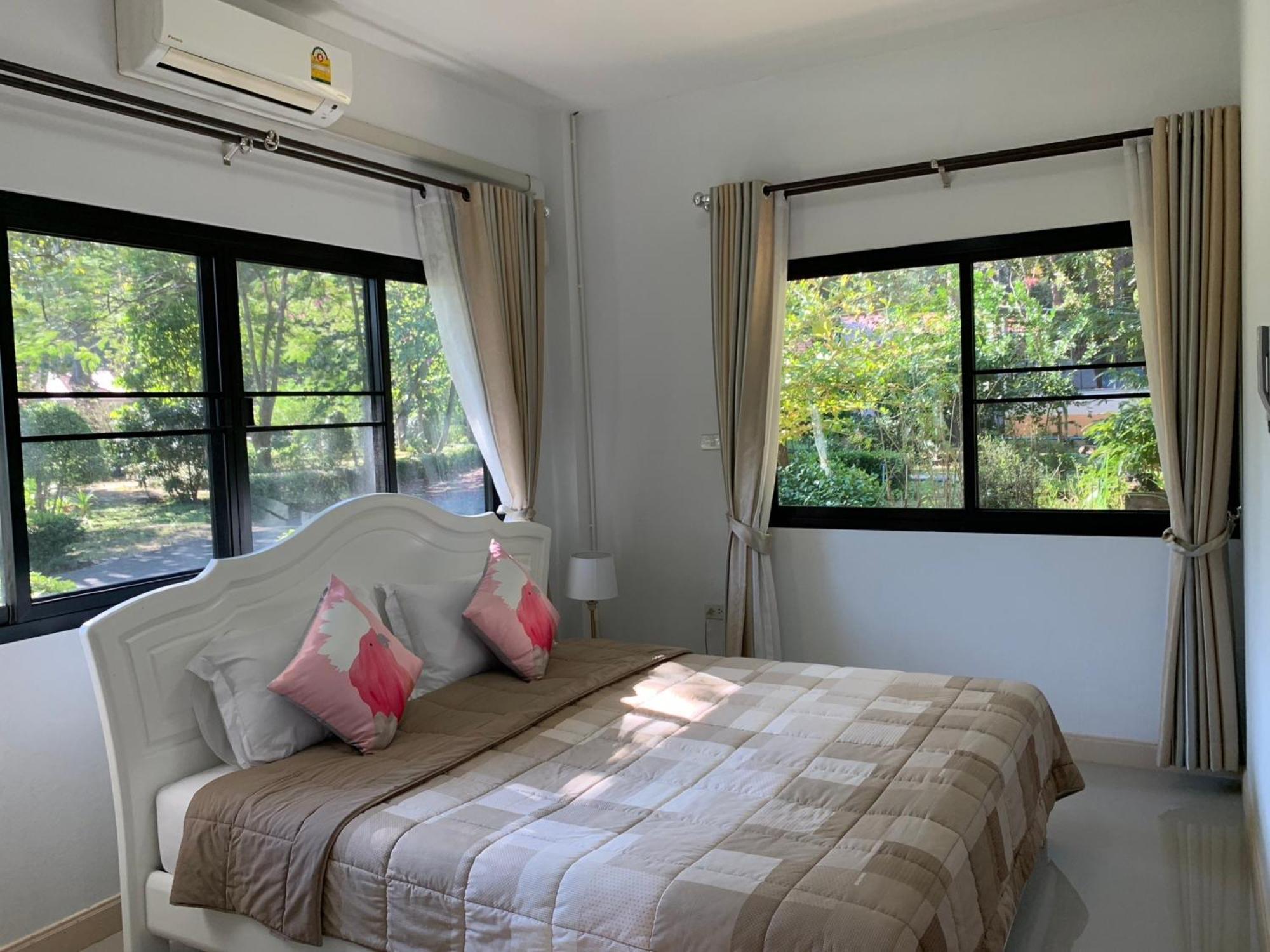 Baan Pingkan Wellness Resort San Kamphaeng Екстер'єр фото